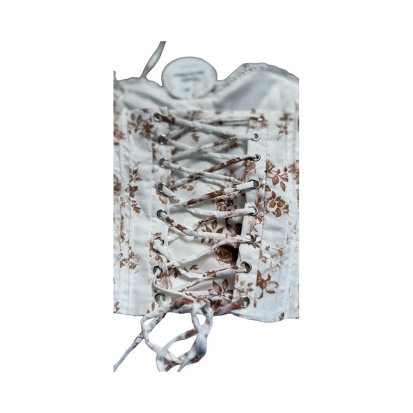 Under the Willow California - Floral Lace Trimmed Women's Top - Picture 9 of 10